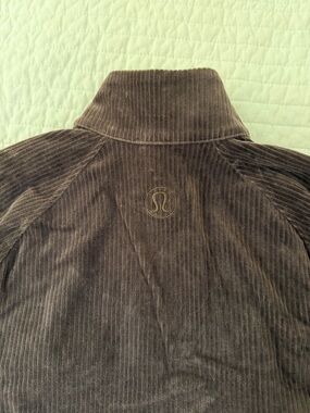 lululemon athletica Women's Brown Corduroy Turtleneck Jacket